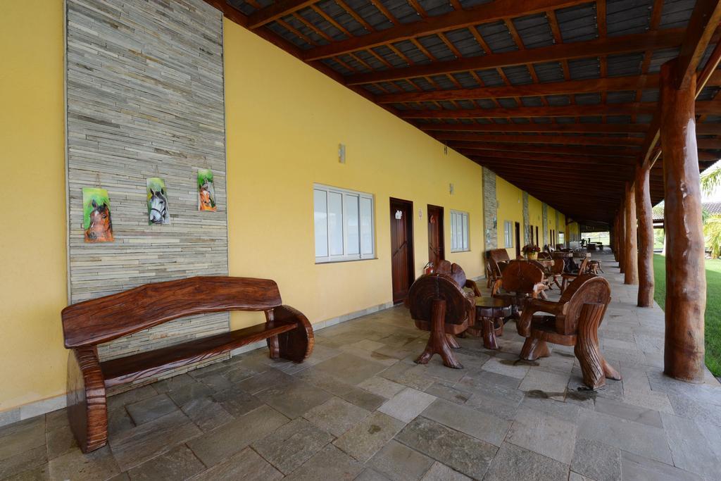 Pousada Haras Santa Rita Poconé Esterno foto