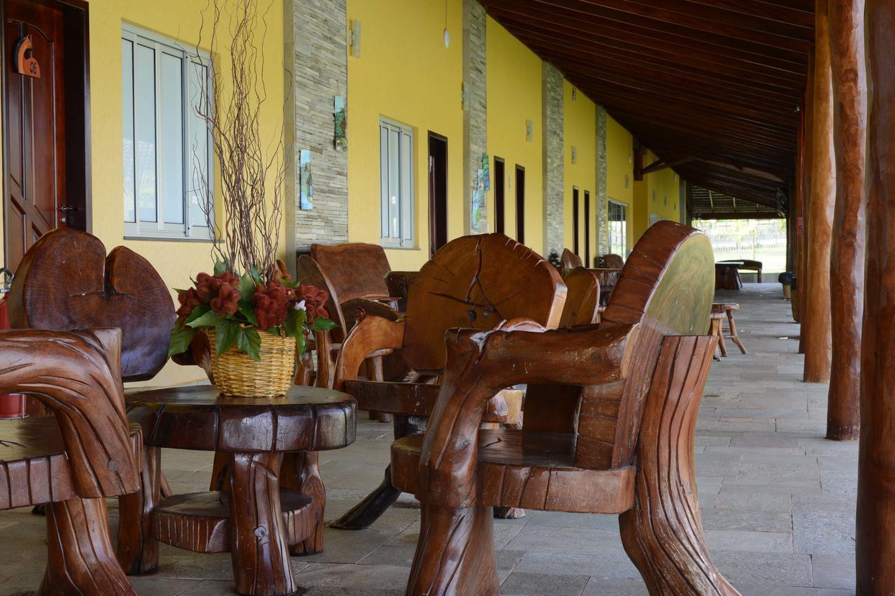 Pousada Haras Santa Rita Poconé Esterno foto